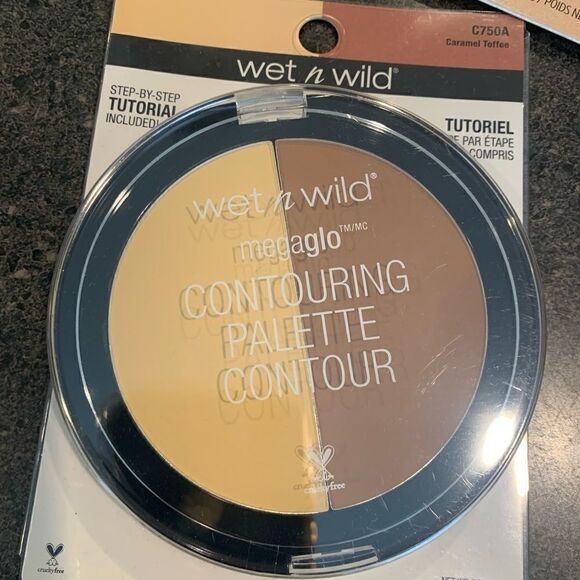 Cosmetics bundle  - Picture 3 of 4